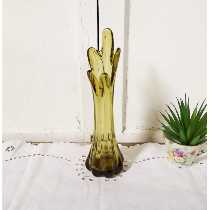 Vase verre soufflé vert vintage
